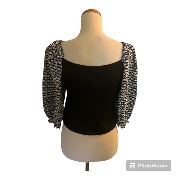 - Badgley Mischka b/w top - Picture 2 of 12